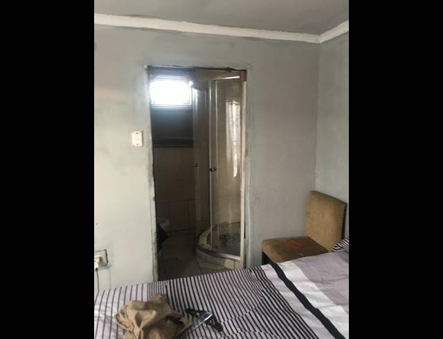 4 BEDROOM FREEHOLD FOR SALE IN PHILIPPI